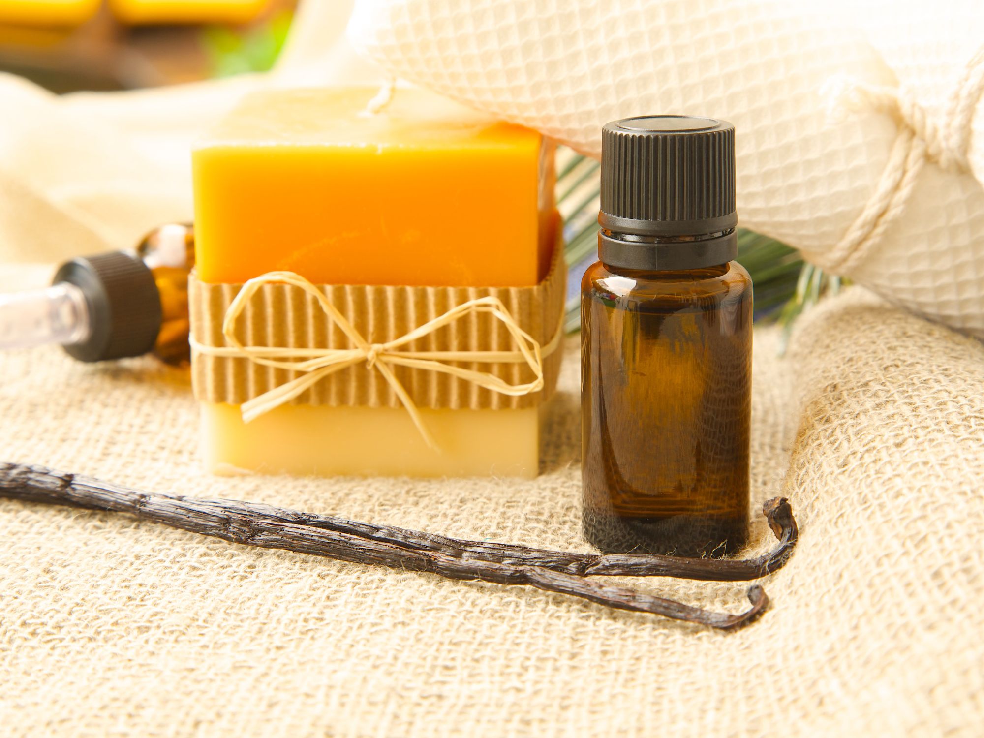 12 Vanilla Essential Oil Blends Perfect for Fall – Vanilla Diffuser Blends